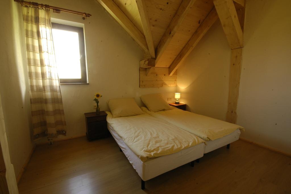 Bialy Wierch Bieszczady Apartment Polańczyk Стая снимка